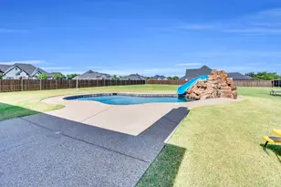 1111 Hayfield Dr, Midlothian, TX 76065 - Photo 33