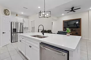 810 Mill St, Gainesville, TX 76240 - Photo 9