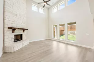 19 Magpie St, Joshua, TX 76058 - Photo 9