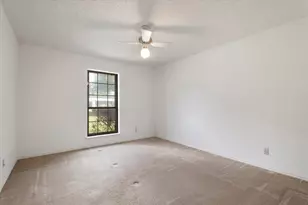 713 E Peel St, Pilot Point, TX 76258 - Photo 17