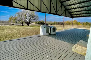 7563 Farm Road 128, Ben Franklin, TX 75415 - Photo 21