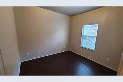 806 Walnut Street, Burleson, TX 76028 - Photo 13