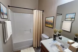 806 Walnut St, Burleson, TX 76028 - Photo 9