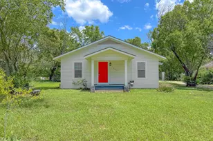 1605 N Beaton St, Corsicana, TX 75110 - Photo 1