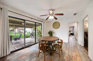 13835 Pyramid Dr, Farmers Branch, TX 75234 - Photo 5