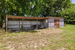 1922 Bethel-Cannon Rd, Whitewright, TX 75491 - Photo 37