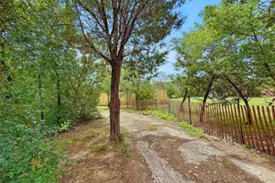 4344 Blue Lake Ct, Granbury, TX 76048 - Photo 7