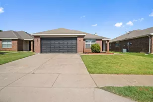 7816 Whitney Ln, Fort Worth, TX 76112 - Photo 1
