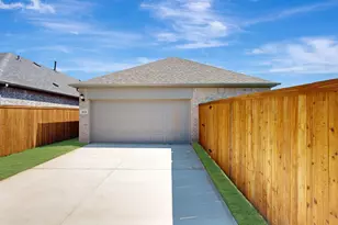 1028 Western Hls Dr, Crowley, TX 76036 - Photo 35