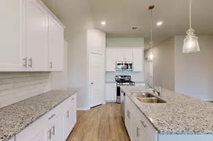 408 Wydown Dr, Princeton, TX 75407 - Photo 3