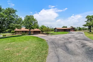 3503 Red Bud Dr, Weatherford, TX 76087 - Photo 3