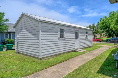 220 S Elm Street, Sherman, TX 75090 - Photo 13