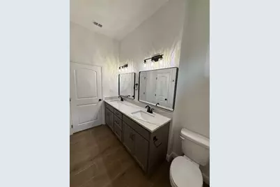 192 Lakeview Circle, Pilot Point, TX 76258 - Photo 33