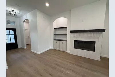 192 Lakeview Circle, Pilot Point, TX 76258 - Photo 13