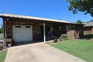 39 Oakcrest Dr, Ranger, TX 76470 - Photo 5