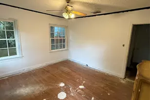 709 Highland Dr, Palestine, TX 75801 - Photo 19