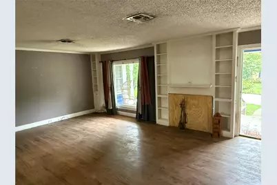 709 Highland Drive, Palestine, TX 75801 - Photo 3