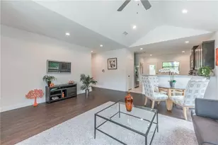 10105 Budtime Ln, Dallas, TX 75217 - Photo 13