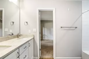 4132 Candlenut Ln, Dallas, TX 75244 - Photo 13