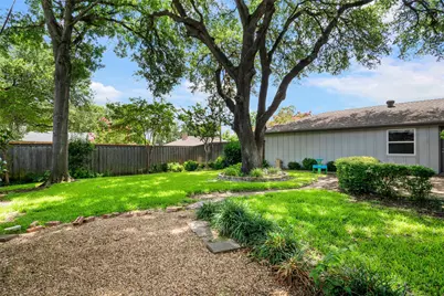 4132 Candlenut Lane, Dallas, TX 75244 - Photo 19