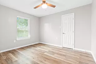 1210 Southey St, Waco, TX 76704 - Photo 13