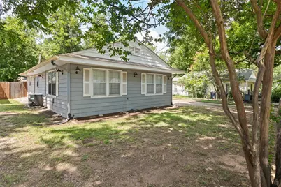 414 W Doyle Street, Granbury, TX 76048 - Photo 5