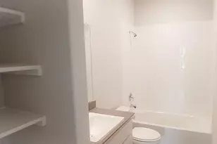 517 Pendleton Ave, Keene, TX 76059 - Photo 9