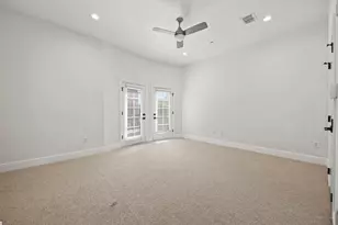 3200 Ross Ave, Dallas, TX 75204 - Photo 15