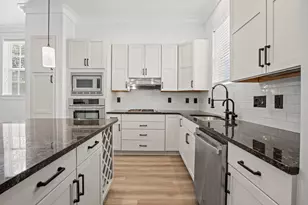 3200 Ross Ave, Dallas, TX 75204 - Photo 11