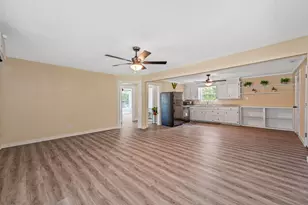 690 S 5th Ave, Stephenville, TX 76401 - Photo 9