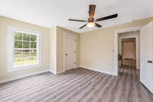 690 S 5th Ave, Stephenville, TX 76401 - Photo 17