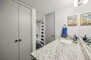 6050 Melody Ln, Dallas, TX 75231 - Photo 19