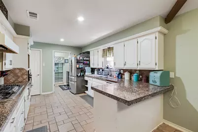 3302 Oxford Drive, Rowlett, TX 75088 - Photo 9