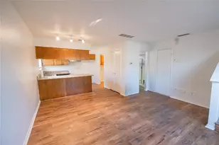 1912 Dorothy Ln, Fort Worth, TX 76107 - Photo 7