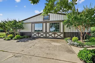 12041 Bell Rd, Pilot Point, TX 76258 - Photo 5