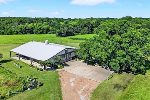 12041 Bell Rd, Pilot Point, TX 76258 - Photo 31