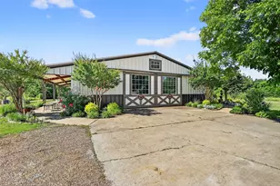 12041 Bell Rd, Pilot Point, TX 76258 - Photo 3