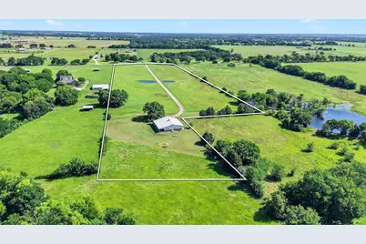 12041 Bell Road, Pilot Point, TX 76258 - Photo 37