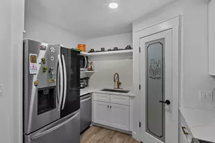 2304 Spanish Trail, Irving, TX 75060 - Photo 9