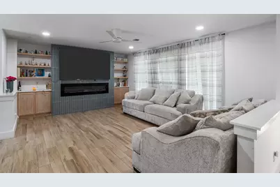 2304 Spanish Trail, Irving, TX 75060 - Photo 3