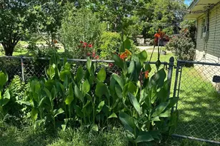 507 S Colorado St, Whitney, TX 76692 - Photo 25