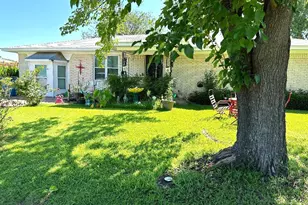 507 S Colorado St, Whitney, TX 76692 - Photo 1