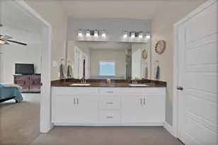 437 Waterscape Dr, Hickory Creek, TX 75065 - Photo 21