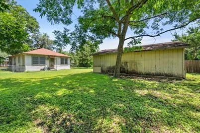 115 Woodland Avenue, Corsicana, TX 75110 - Photo 11