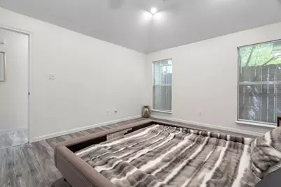 2145 Chapman Drive, Carrollton, TX 75010 - Photo 25