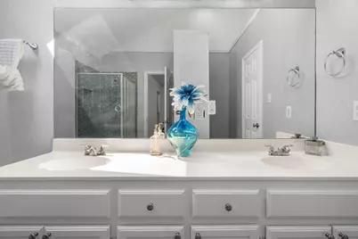 2145 Chapman Drive, Carrollton, TX 75010 - Photo 27