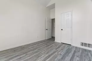 2145 Chapman Dr, Carrollton, TX 75010 - Photo 37