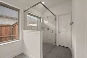 920 Apeldoorn Trl, Little Elm, TX 75068 - Photo 13