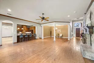 1117 Chesapeake Dr, Mansfield, TX 76063 - Photo 9