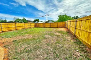 1004 Oak St, Sweetwater, TX 79556 - Photo 5